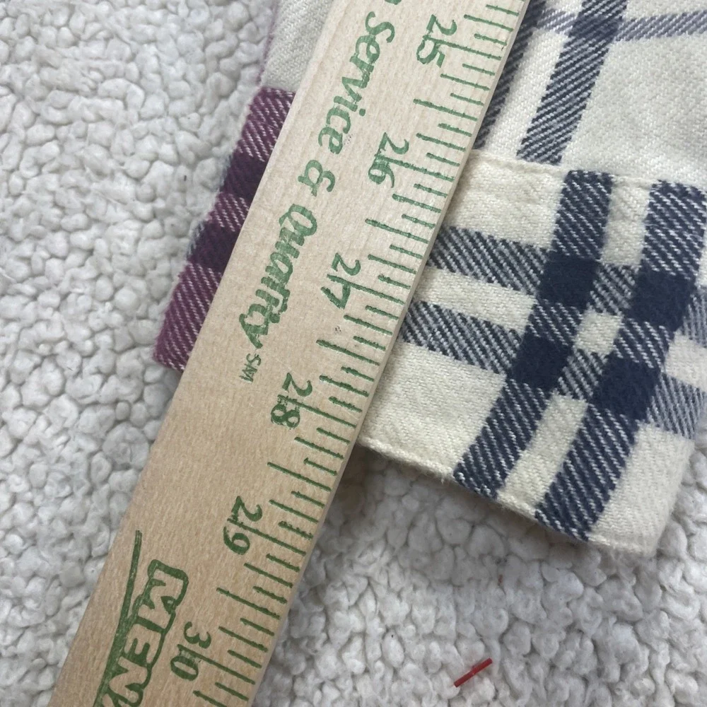 Patagonia Flannel Shirt Womens 4 White Plaid Organic Cotton Button Up 0217 - Picture 6 of 8